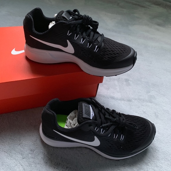 2y nike shoes